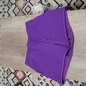 TNA Fleece Shorts Medium